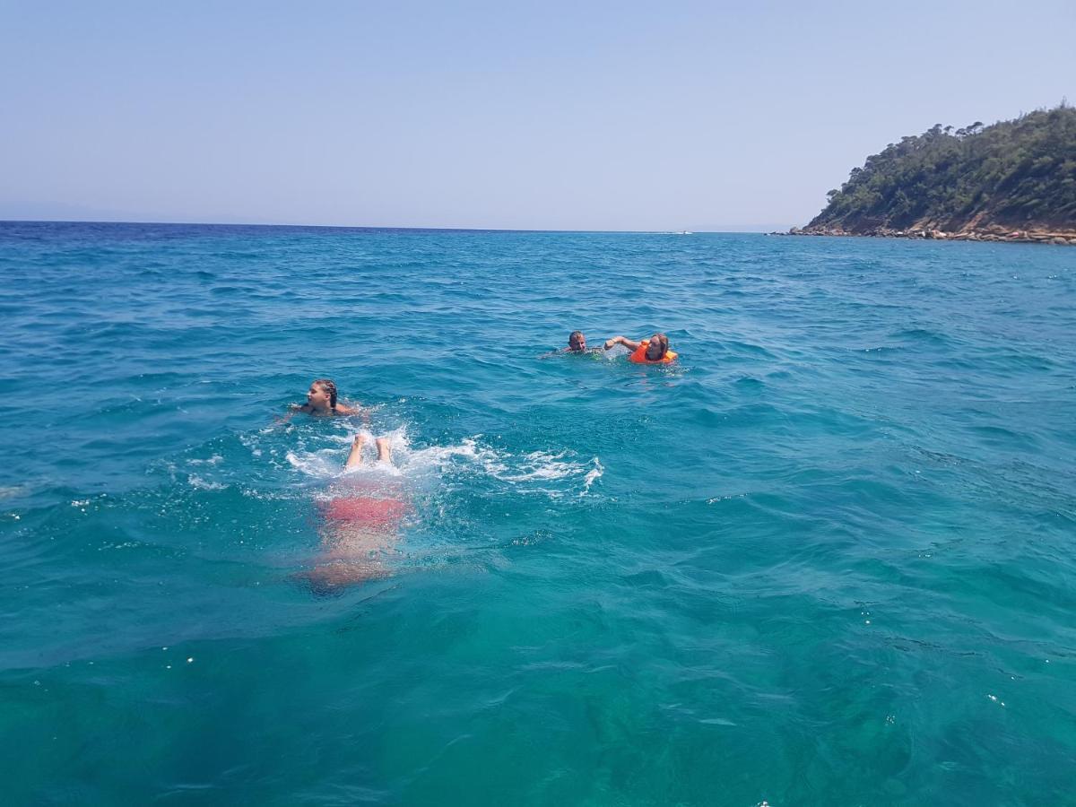 Halkidiki Rooms เนอาโฟเกีย ภายนอก รูปภาพ